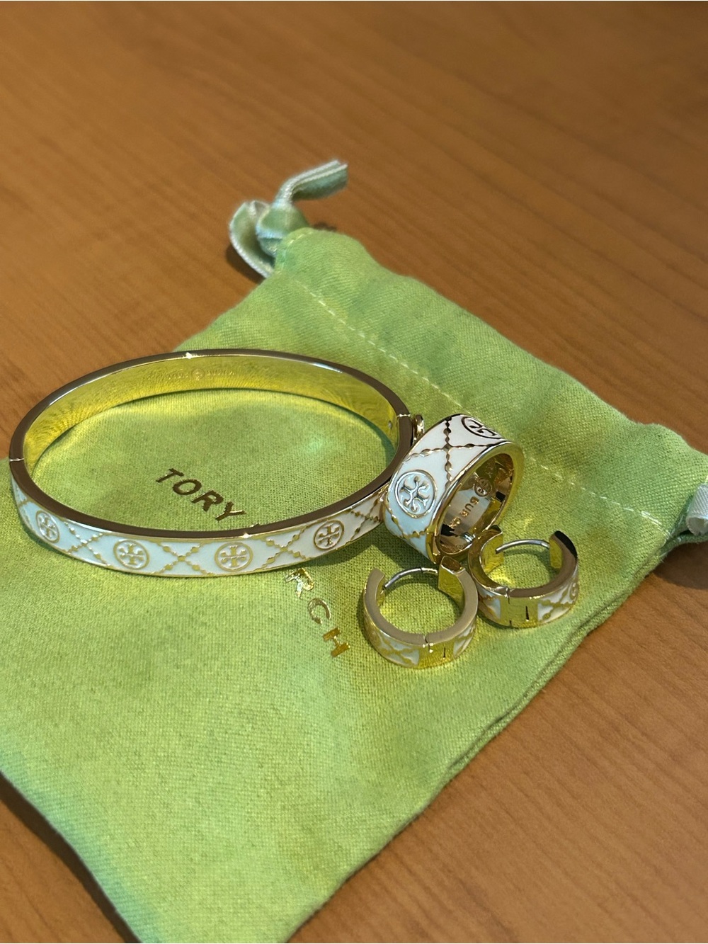 Tory Burch White and Gold Icon T Enamel Bracelet, Ring and Hoop Earring Set